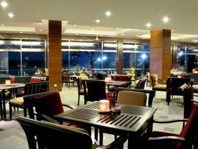 Ciputra Golf, Club & 3*